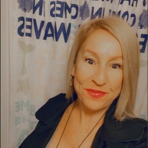 Meet your Posher, Candy